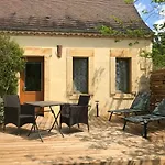 Le Clos Du Peintre Bed & Breakfast