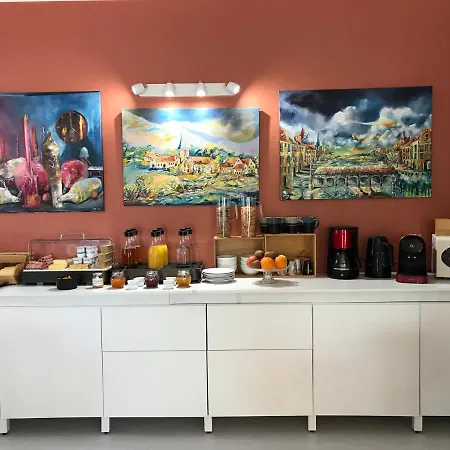 Le Clos Du Peintre سارلا لا كانيدا