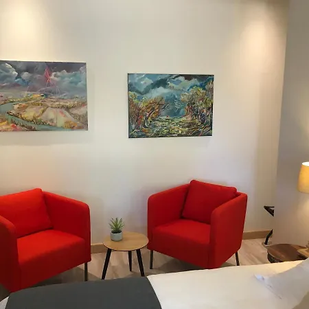 Le Clos Du Peintre Bed & Breakfast *