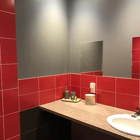 B&B Le Clos Du Peintre 사흘라 라 카네다