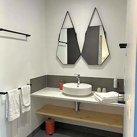 Couette-café Le Clos Du Peintre 4*