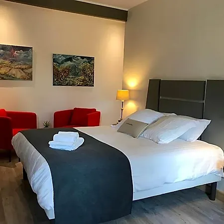 Le Clos Du Peintre 4*