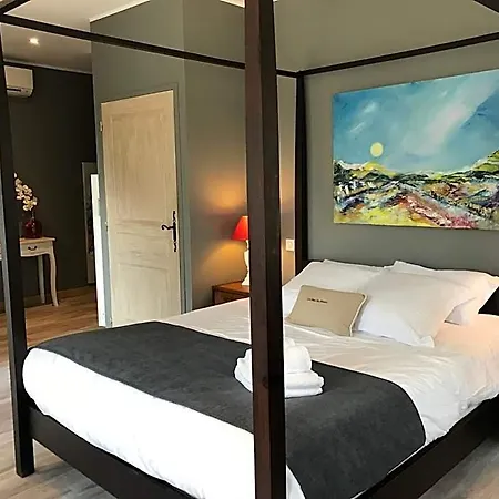 B&B Le Clos Du Peintre 사흘라 라 카네다