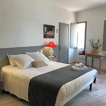Le Clos Du Peintre 4*